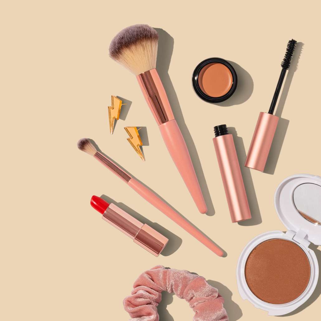CPG Marketing Terminology - Pink and Brown Makeup Brush Set